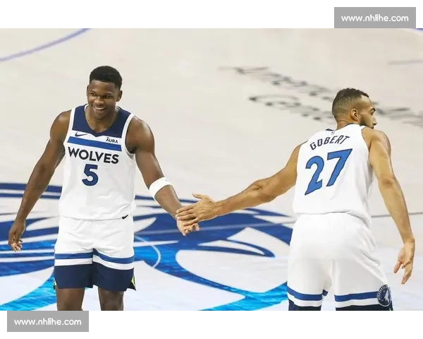 31 分定乾坤！兰德尔减持球率助森林狼险胜